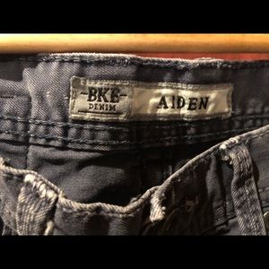 Buckle BKE Aiden Slim & Straight fit jeans